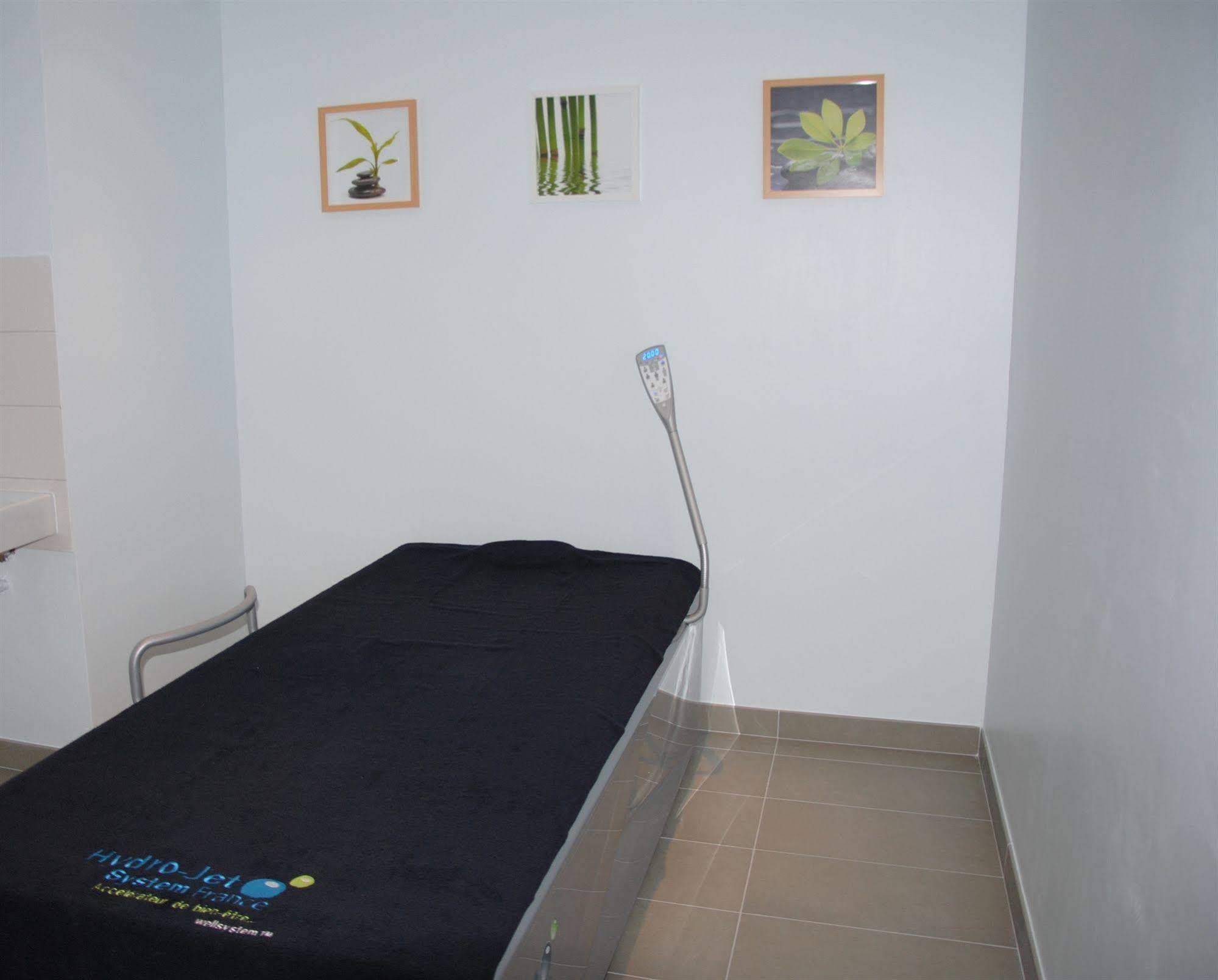 Brit Hotel Vendee Mer Les Achards  Kültér fotó